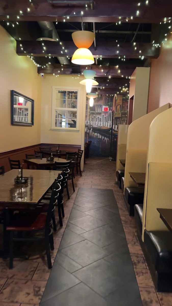 Fontinas Italian Kitchen Photos 2